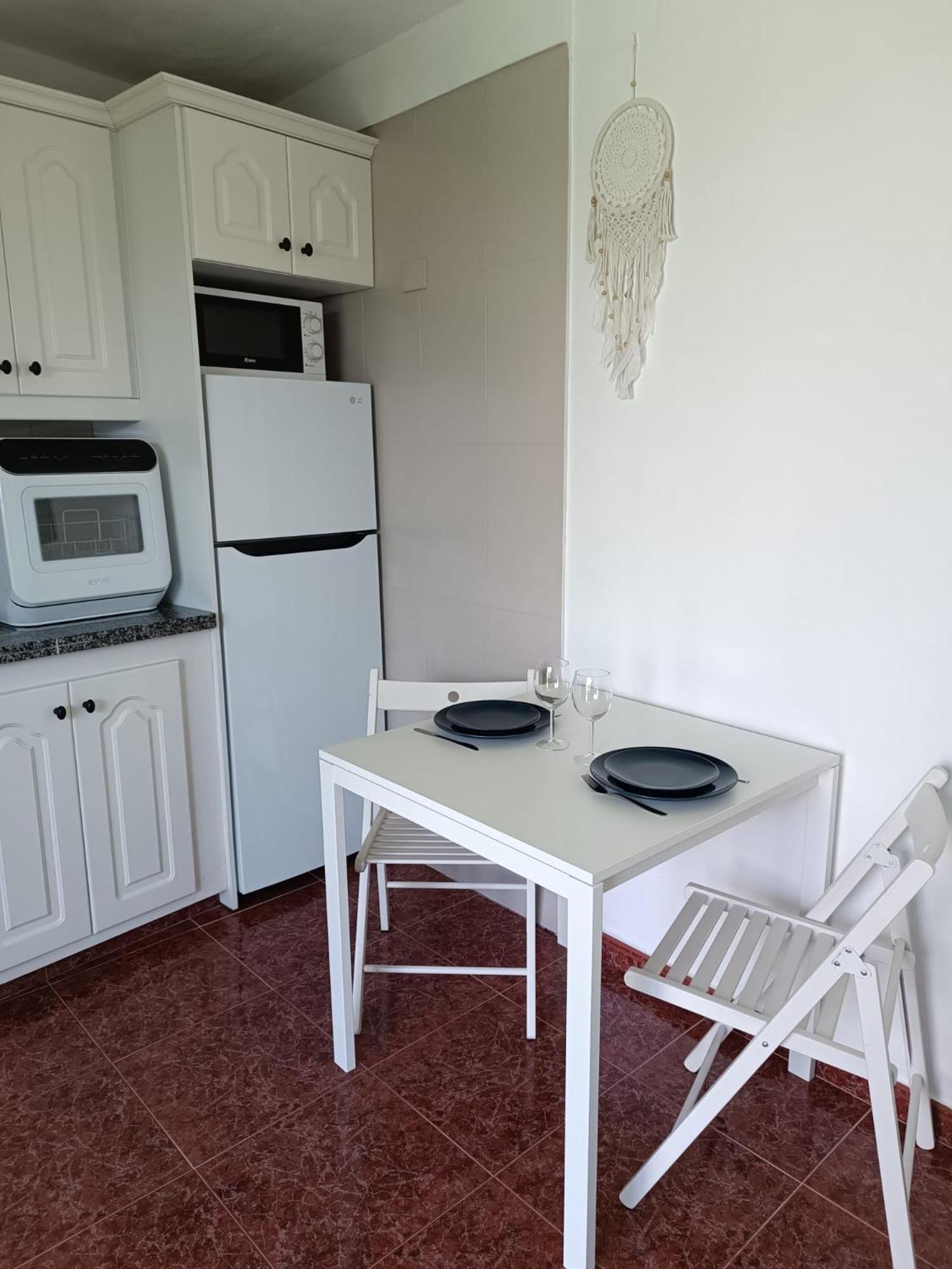 Appartement Avec Terrasse Et Vue Mer El Escobonal ภายนอก รูปภาพ
